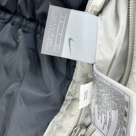 VTG Nike Jacket Boys Small Reversible Puffer Winter Coat Swoosh Embroidered Y2K - Picture 16 of 16